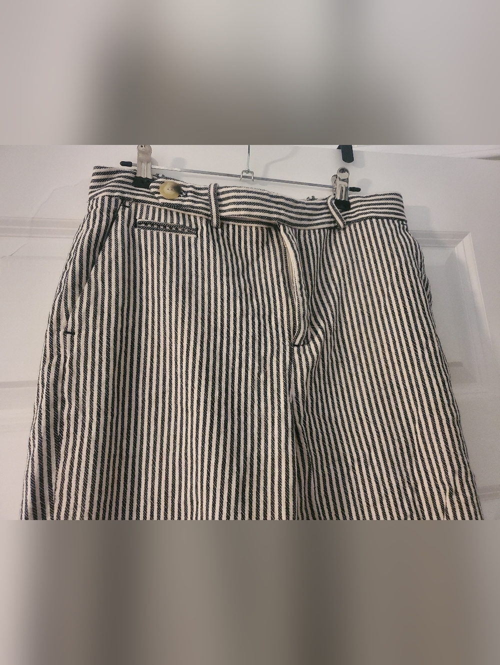 Zara Black & White Vertical Striped Cuffed Pants - Picture 2 of 4